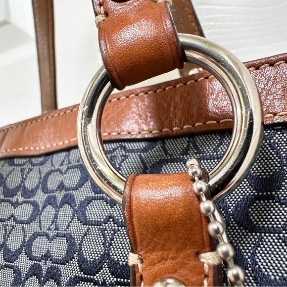 Coach Gallery Vintage Tote in Mini Signature Jacquard with Brown Leather Trim - Picture 8 of 13